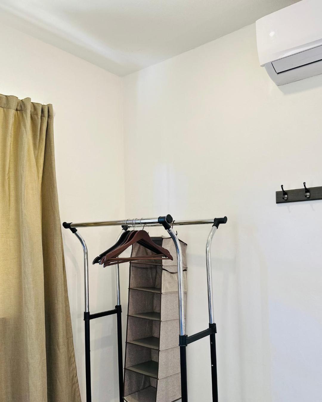 Freelance Hostel ตูลุม ภายนอก รูปภาพ